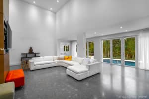 470 Costanera Rd, Coral Gables, FL 33143, Sold 04/15/21