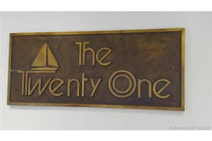 2121 N Bayshore Dr, Miami, FL 33137, Sold 12/07/20