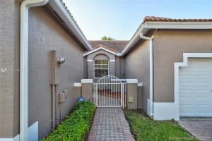 2301 E Aragon Blvd, Sunrise, FL 33313, Sold 05/15/20