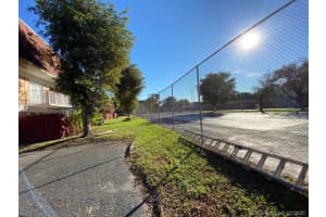 270 NW 107th Ave, Miami, FL 33172, Sold 01/25/21