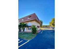 270 NW 107th Ave, Miami, FL 33172, Sold 01/25/21