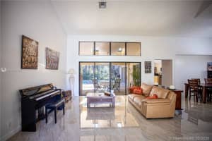 740 Crystal Ct, Weston, FL 33326, Sold 04/28/20