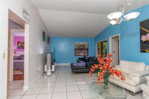 9810 Hammocks Blvd, Miami, FL 33196, Sold 03/23/20