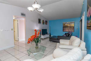 9810 Hammocks Blvd, Miami, FL 33196, Sold 03/23/20