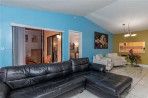 9810 Hammocks Blvd, Miami, FL 33196, Sold 03/23/20
