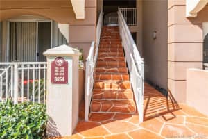 8854 W Flagler St, Miami, FL 33174, Sold 09/23/20