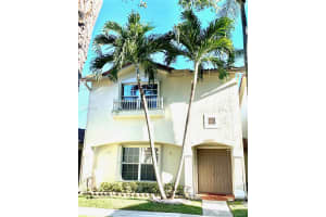 10853 NW 8th St, Pembroke Pines, FL 33026, Sold 03/13/20