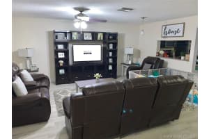 10853 NW 8th St, Pembroke Pines, FL 33026, Sold 03/13/20