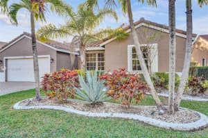 622 SW 200th Terrace, Pembroke Pines, FL 33029, Sold 03/10/20
