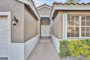 622 SW 200th Terrace, Pembroke Pines, FL 33029, Sold 03/10/20