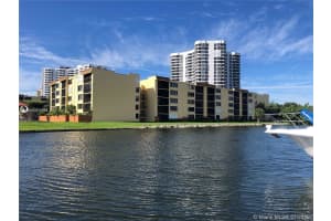3440 NE 192 St #3qa, Miami, FL 33180, Sold 09/29/20
