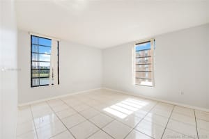 9686 Fontainebleau Blvd, Miami, FL 33172, Sold 03/20/20