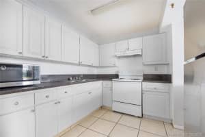 9686 Fontainebleau Blvd, Miami, FL 33172, Sold 03/20/20