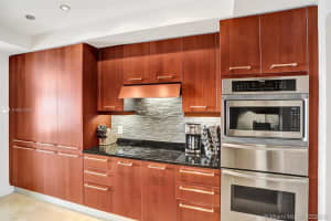 3101 S Ocean Dr, Hallandale Beach, FL 33009, Sold 08/18/20