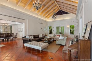 61 Island Dr, Key Biscayne, FL 33149, Sold 06/04/21
