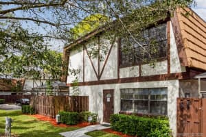 132 Weybridge Cir, Royal Palm Beach, FL 33411, Sold 06/05/20