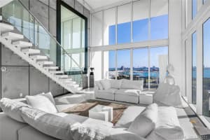 1040 Biscayne Blvd, Miami, FL 33132, Sold 03/04/21