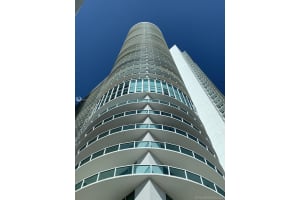 1800 N Bayshore Dr, Miami, FL 33132, Sold 02/05/21