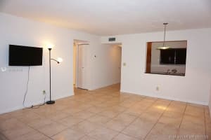 17000 NW 67th Ave, Hialeah, FL 33015, Sold 04/07/20
