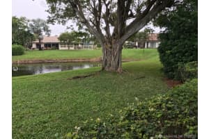 305 SW 28th Ave, Delray Beach, FL 33445, Sold 10/24/20