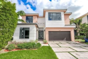 16185 SW 136th Terrace, Miami, FL 33196, Sold 07/28/20