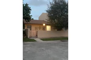 19561 NW 55th Cir Pl, Miami Gardens, FL 33055, Sold 04/14/20