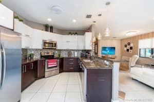 9820 NW 8th St, Miami, FL 33172, Sold 06/19/20