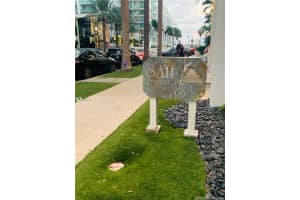 170 SE 14th St, Miami, FL 33131, Sold 04/19/21