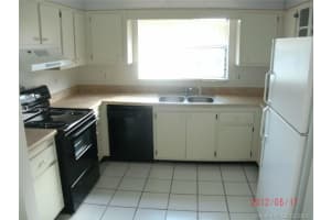1338 White Pine Dr 9-d, Wellington