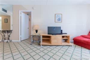 1801 S Ocean Dr, Hallandale Beach, FL 33009, Sold 11/30/20