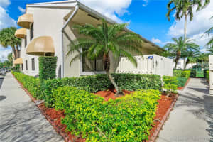 10233 NW 33rd St, Sunrise, FL 33351, Sold 07/20/20