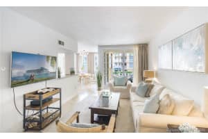 125 Jefferson Ave, Miami Beach, FL 33139, Sold 11/03/20