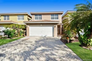9267 NW 54th St, Sunrise, FL 33351, Sold 03/26/20