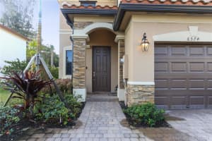6574 S Anise Ct, Davie, FL 33314, Sold 03/25/21