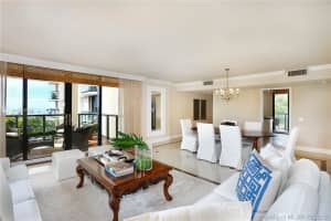 2575 S Bayshore Dr #6b, Miami, FL 33133, Sold 12/04/20