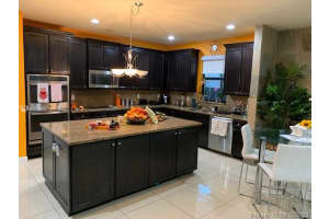 9832 NW 87th Terrace, Doral, FL 33178, Sold 04/05/21