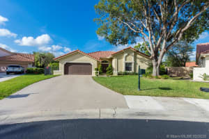 1652 Eastlake Way, Weston, FL 33326, Sold 03/31/20