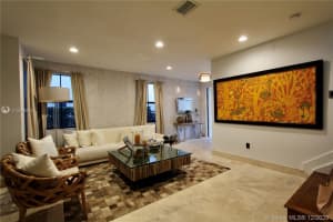 10573 NW 70th Ln, Doral, FL 33178, Sold 04/19/21
