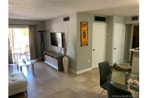 15231 SW 80th St, Miami, FL 33193, Sold 10/29/20