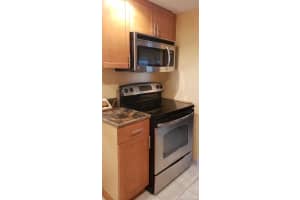 6725 Harding Ave, Miami Beach, FL 33141, Sold 07/01/20