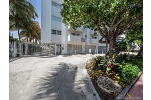 240 Collins Ave #2e, Miami Beach, FL 33139, Sold 06/25/20