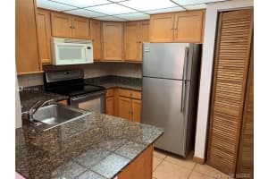 201 W Park Dr, Miami, FL 33172, Sold 08/02/21