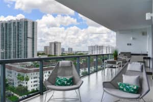 3300 NE 188th St, Aventura, FL 33180, Sold 03/13/20