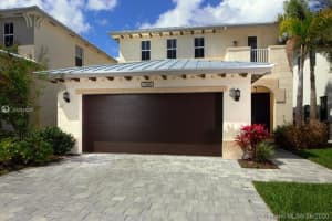 7000 NW 104th Ct, Medley, FL 33178, Sold 08/11/20