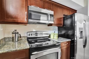 7275 SW 90th St C410, Miami, FL 33156, Sold 12/15/20