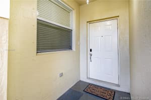 2094 Hacienda Terrace, Weston, FL 33327, Sold 03/31/20