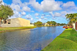 10445 SW 80th St, Miami, FL 33173, Sold 03/26/20