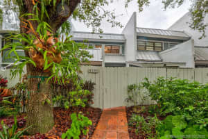 5329 SW 71st Pl, Miami, FL 33155, Sold 07/31/20