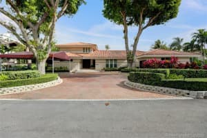 2015 NE 120th Rd, North Miami, FL 33181, Sold 08/26/20