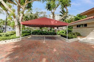 2015 NE 120th Rd, North Miami, FL 33181, Sold 08/26/20